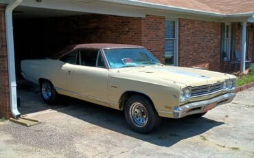 Plymouth-satellite-1969-yellow