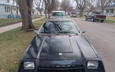Plymouth-scamp-gt-1983-black-1