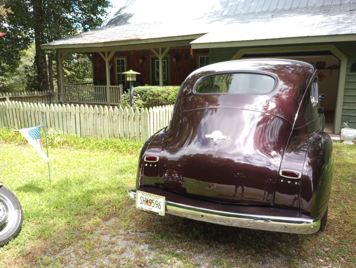 Plymouth-special-deluxe-1941-brown-10