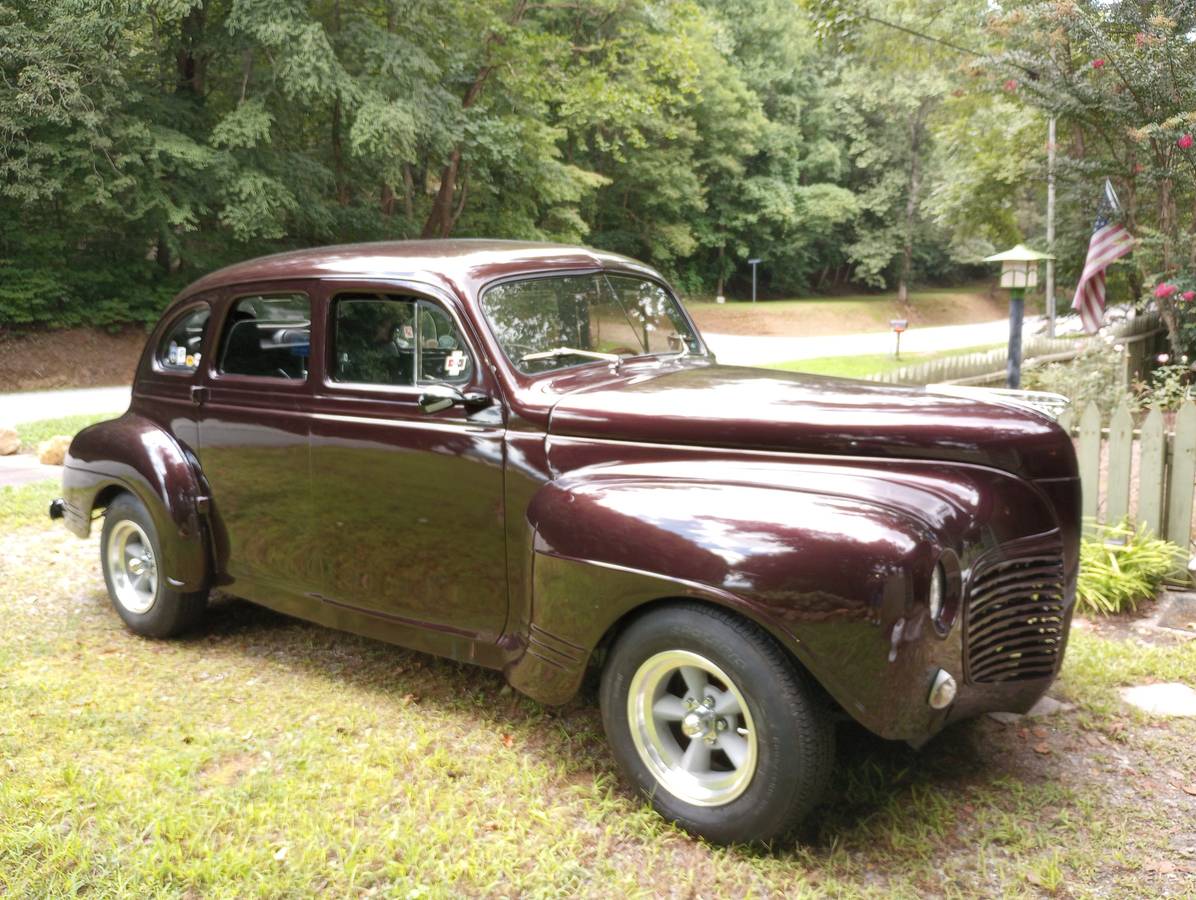 Plymouth-special-deluxe-1941-brown-11