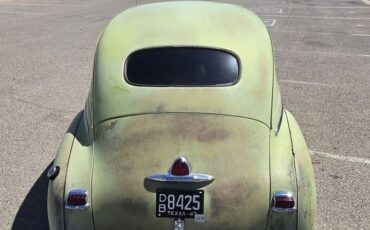Plymouth-special-deluxe-1947-yellow-9