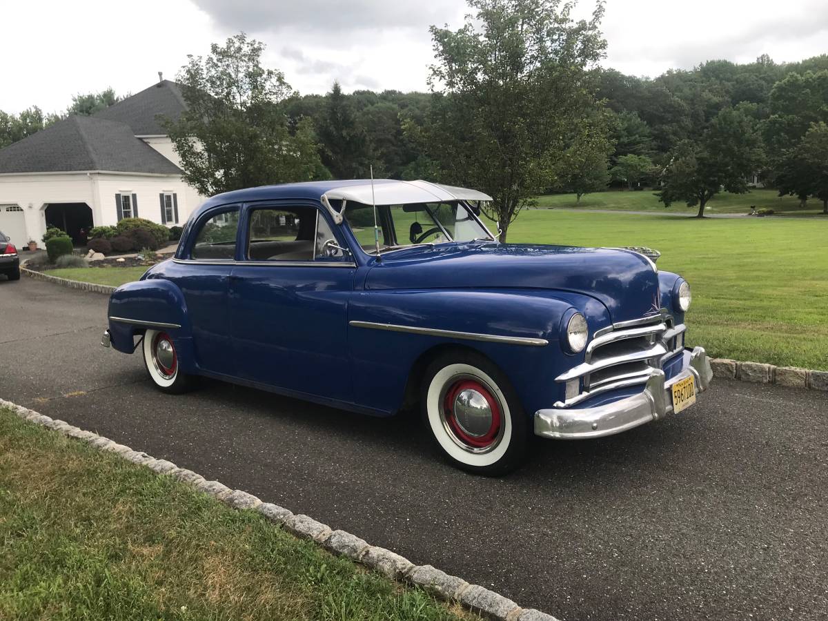 Plymouth-special-deluxe-1950-blue