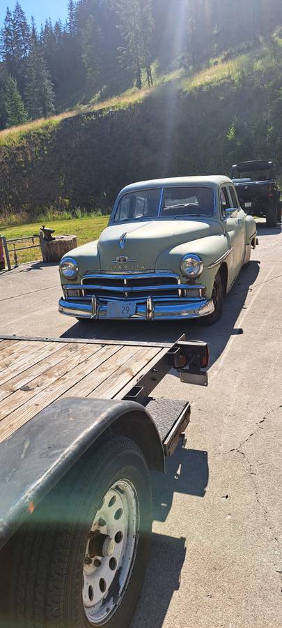 Plymouth-special-deluxe-1950-green