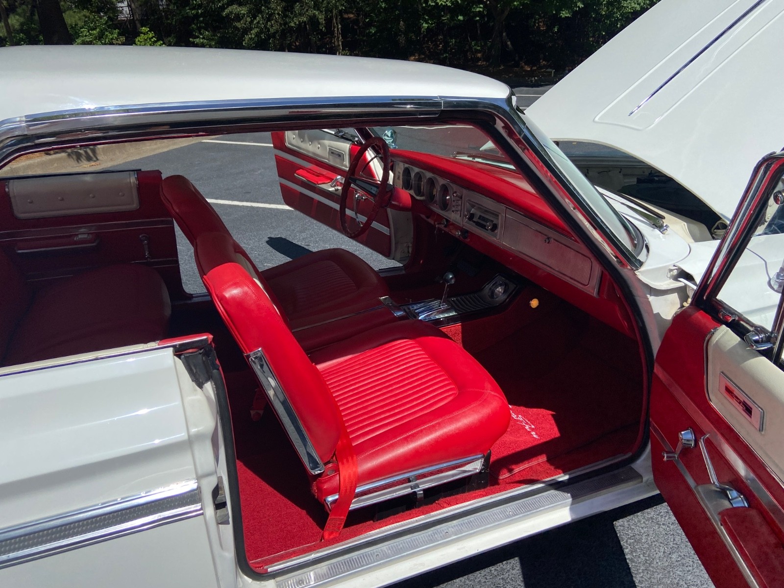 Plymouth-sport-fury-1964-Coupe-12