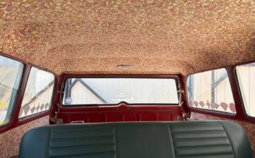 Plymouth-suburban-wagon-1949-custom-11