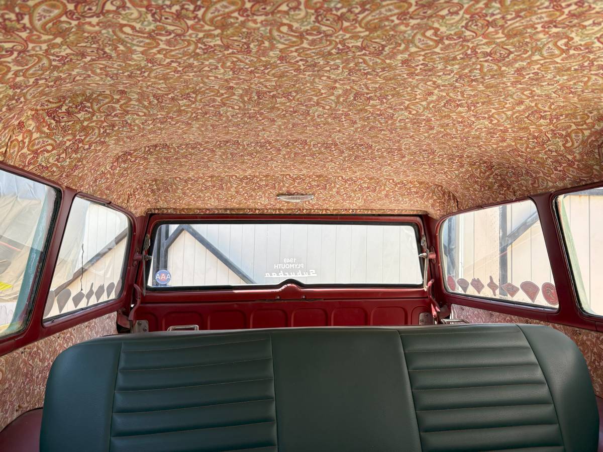 Plymouth-suburban-wagon-1949-custom-11