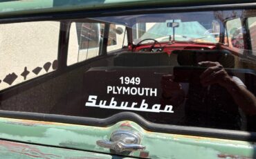 Plymouth-suburban-wagon-1949-custom-12