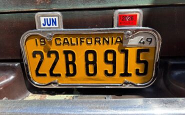 Plymouth-suburban-wagon-1949-custom-14