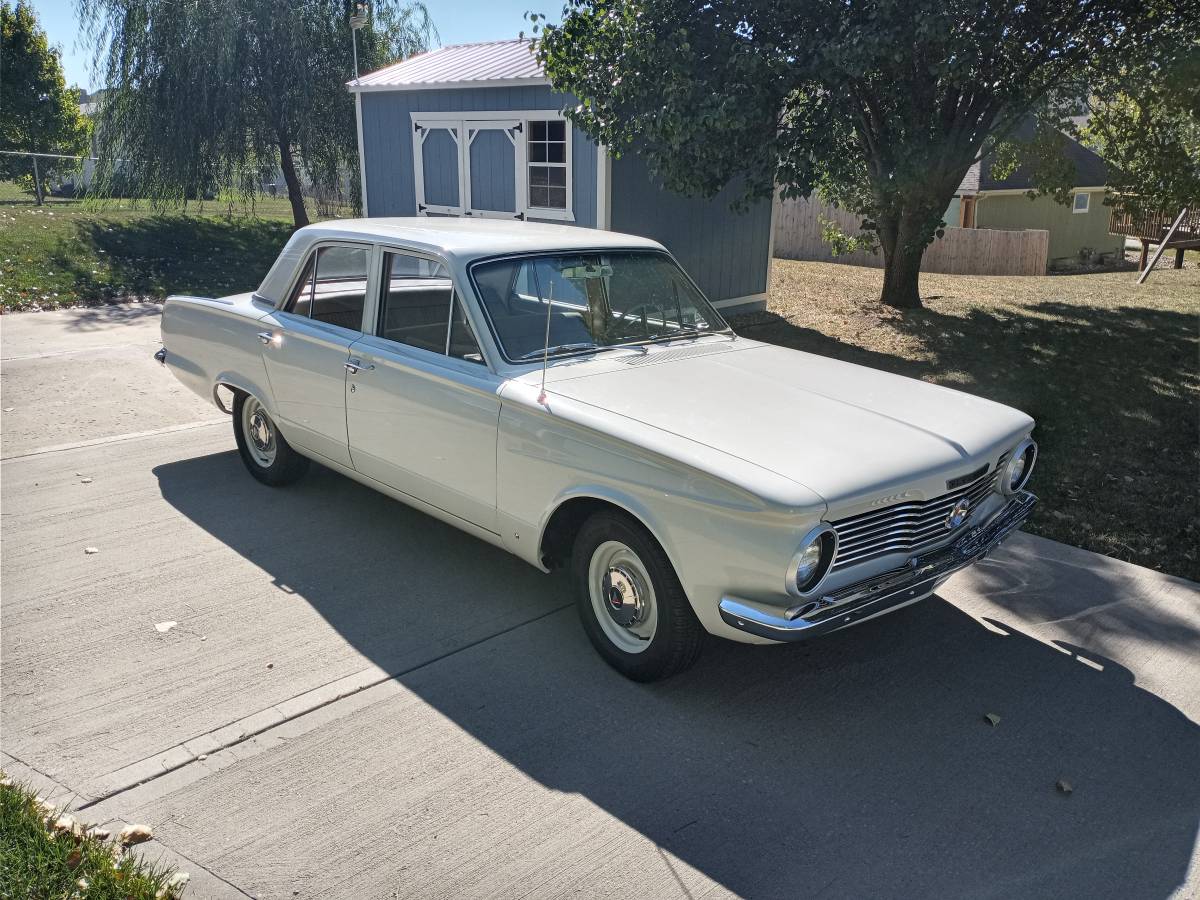 Plymouth-valiant-1964-white-10