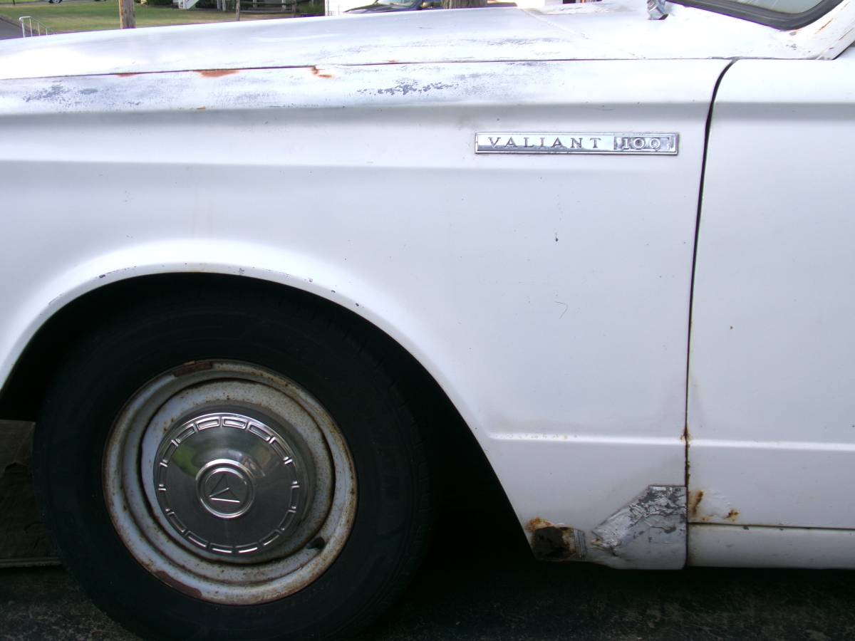 Plymouth-valiant-1965-white-6