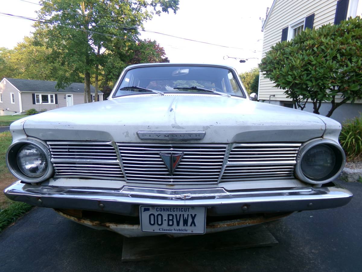 Plymouth-valiant-1965-white-9
