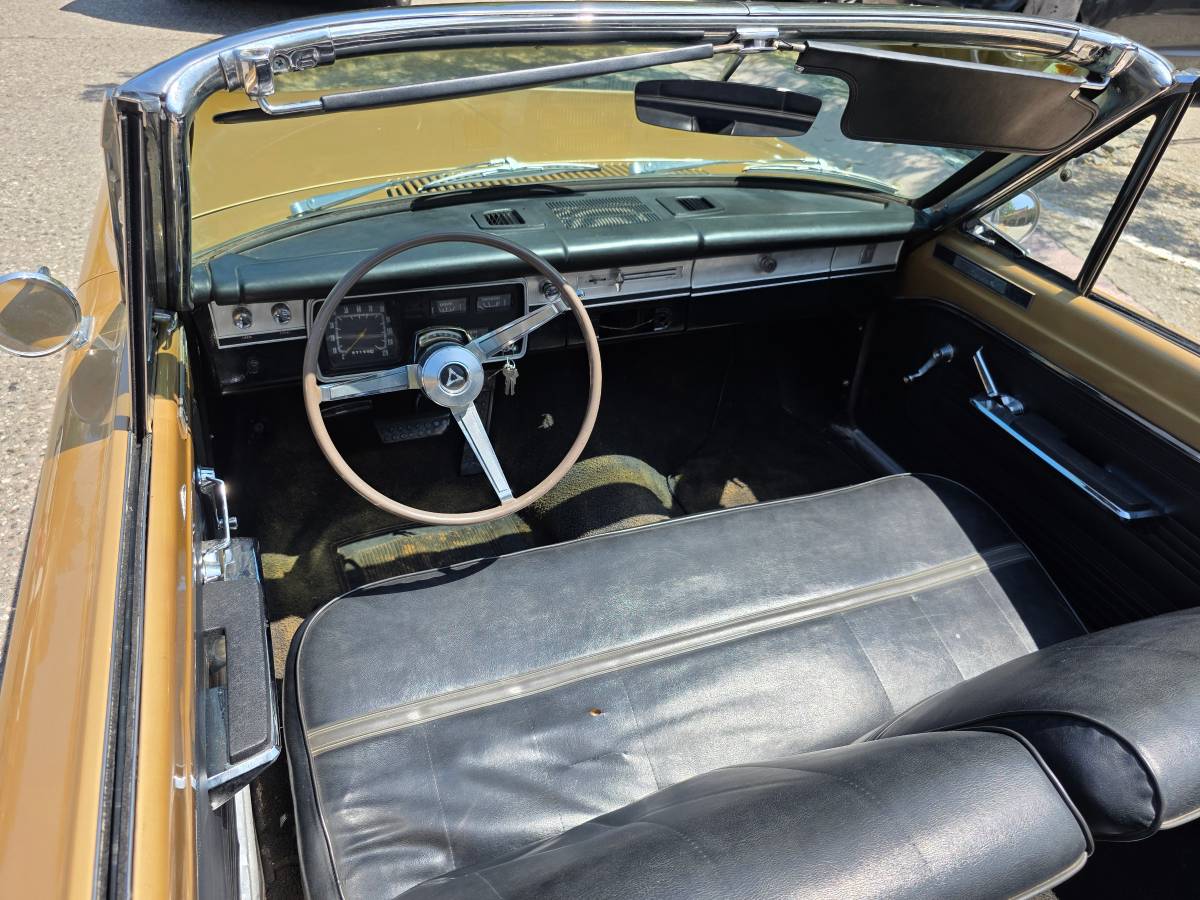 Plymouth-valiant-1966-11