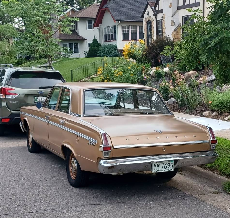 Plymouth-valiant-1966-custom-3