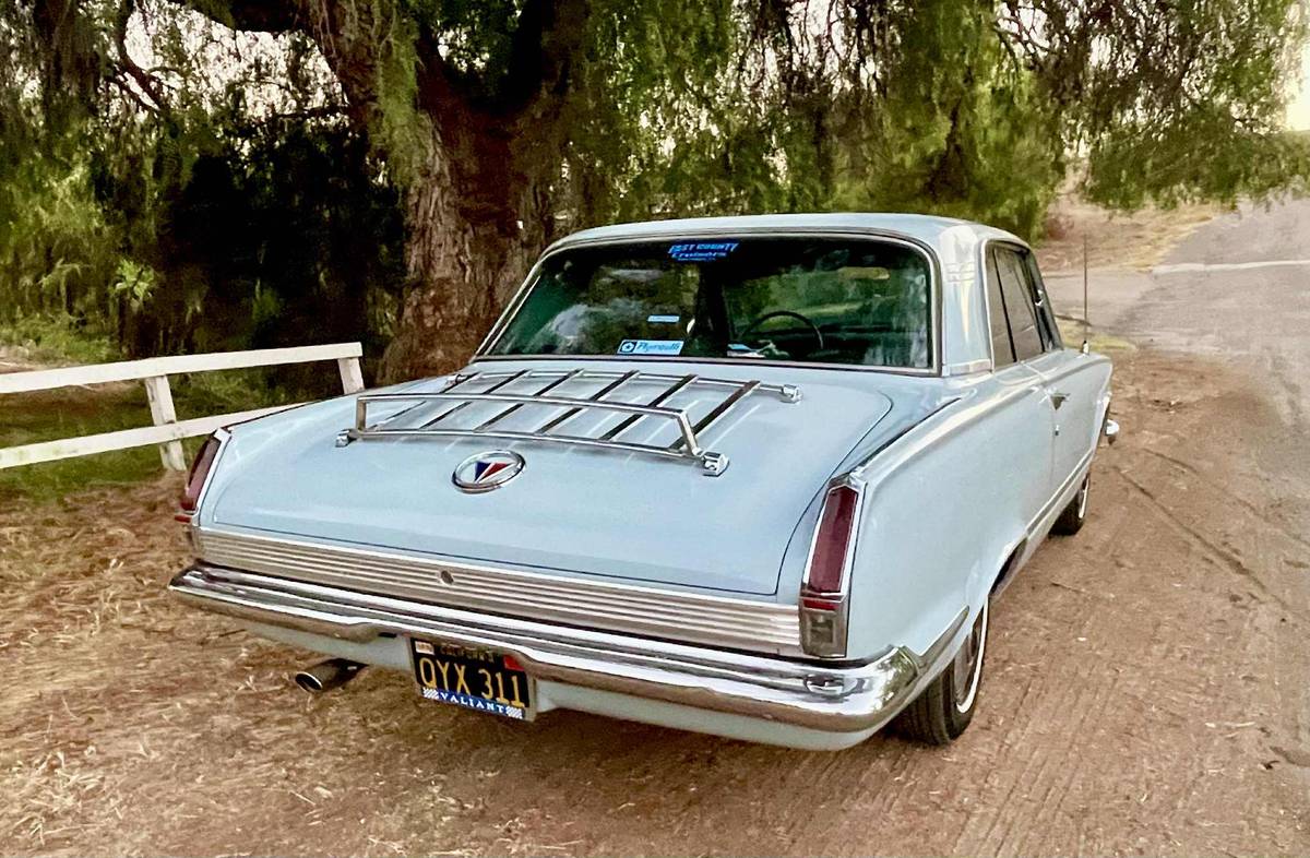 Plymouth-valiant-signet-200-1964-blue-3