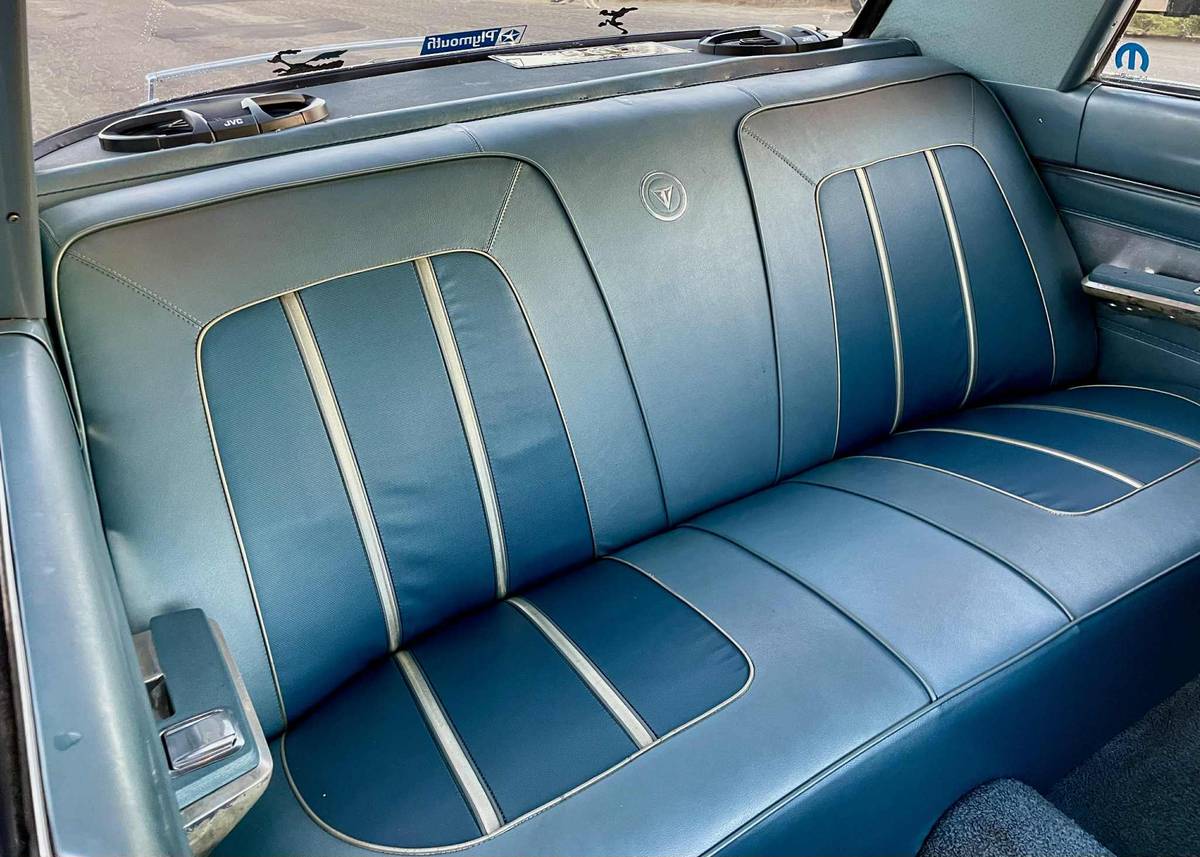 Plymouth-valiant-signet-200-1964-blue-5