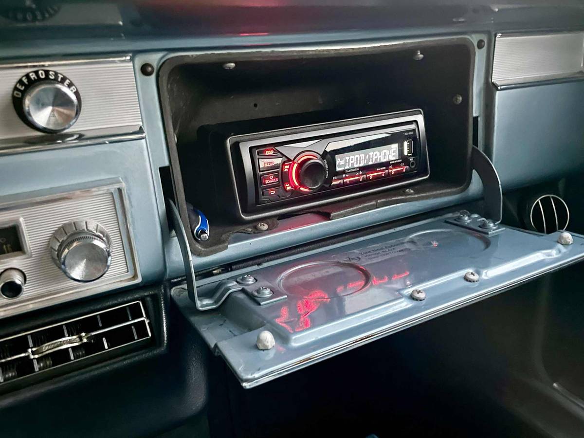Plymouth-valiant-signet-200-1964-blue-6