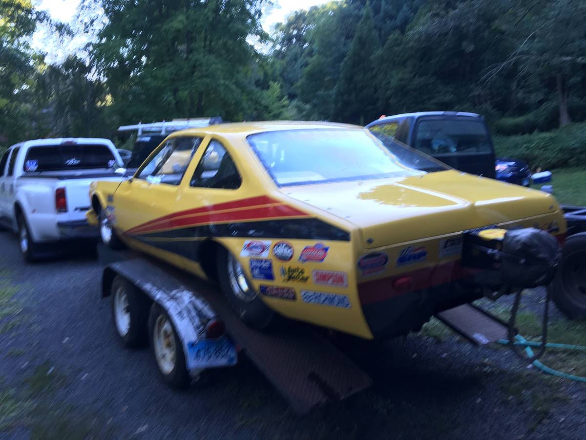 Plymouth-volare-1980-yellow-3
