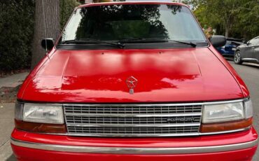 Plymouth-voyager-1993-red-8