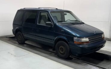 Plymouth-voyager-base-1994-green-8