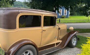 Pontiac-1929-brown-1
