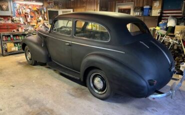Pontiac-1940-black-3