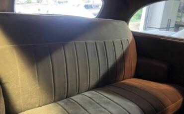 Pontiac-1940-black-4