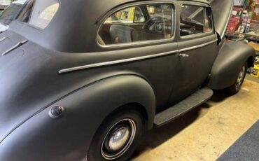 Pontiac-1940-black-7