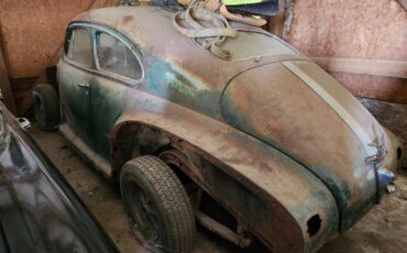 Pontiac-1946-green