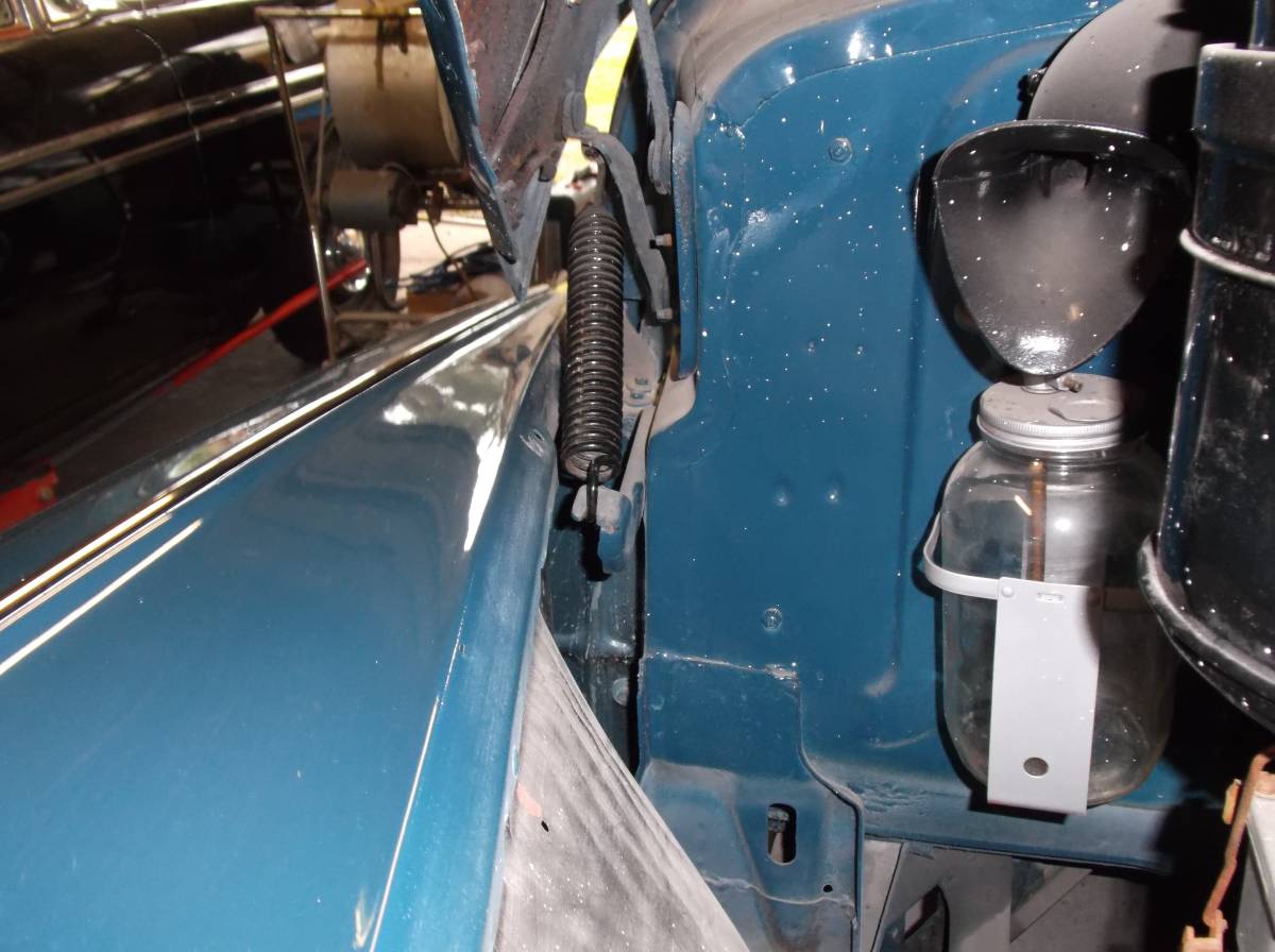 Pontiac-1948-blue-5