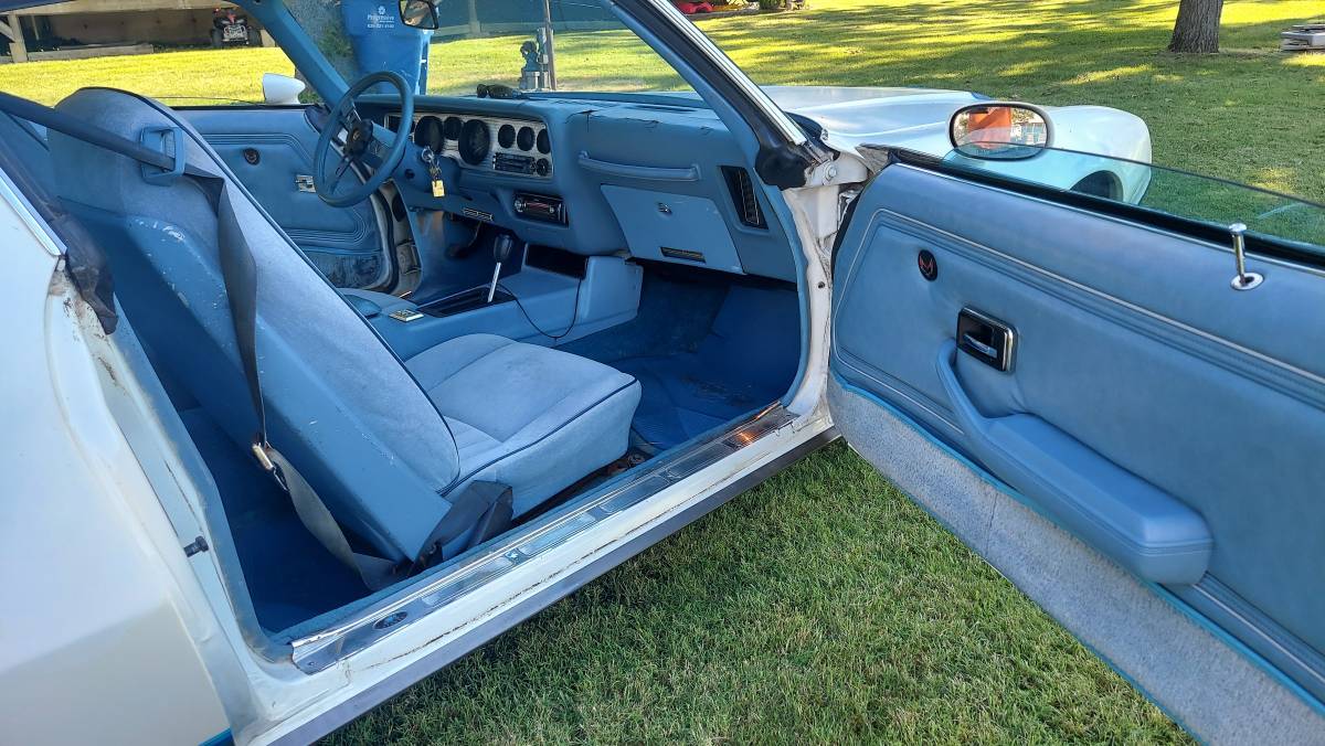 Pontiac-1979-4