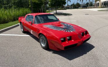 Pontiac-1979-red