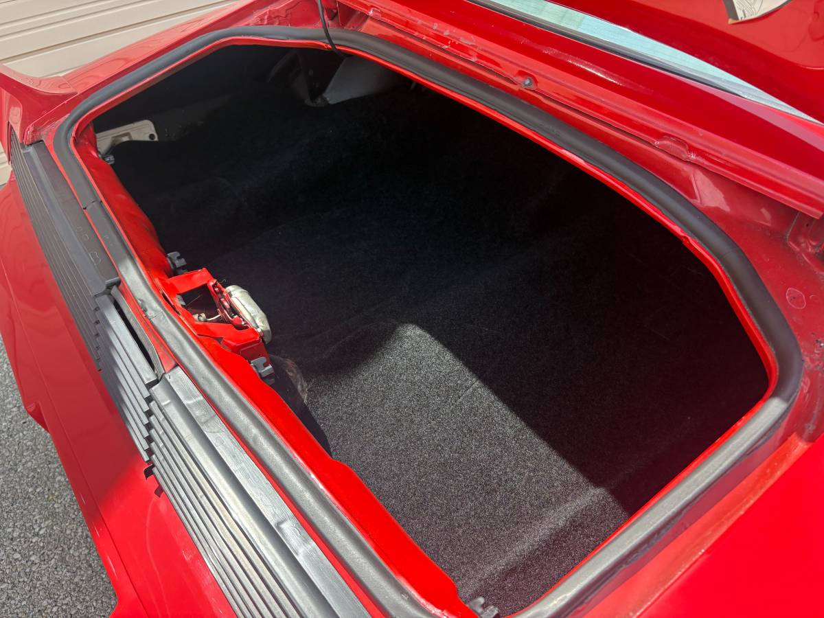 Pontiac-1979-red-8
