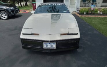 Pontiac-1983-1