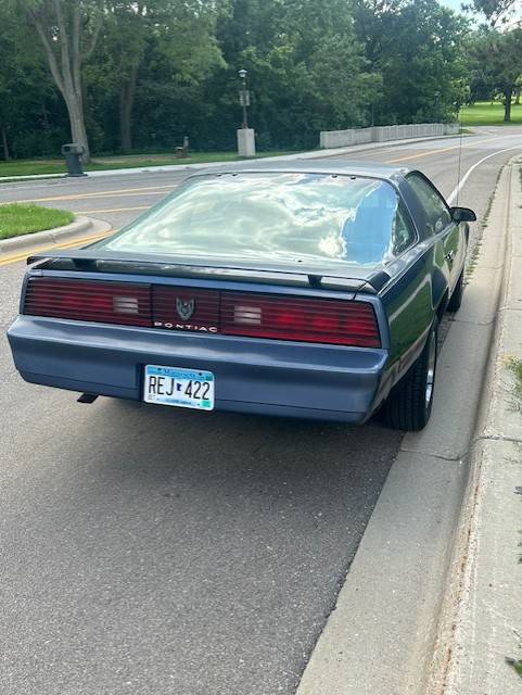 Pontiac-1983-4