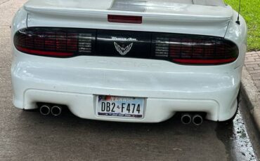 Pontiac-1994-white-1