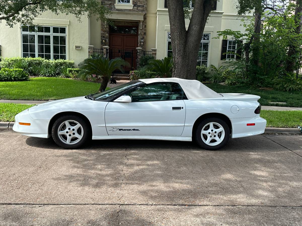 Pontiac-1994-white-3