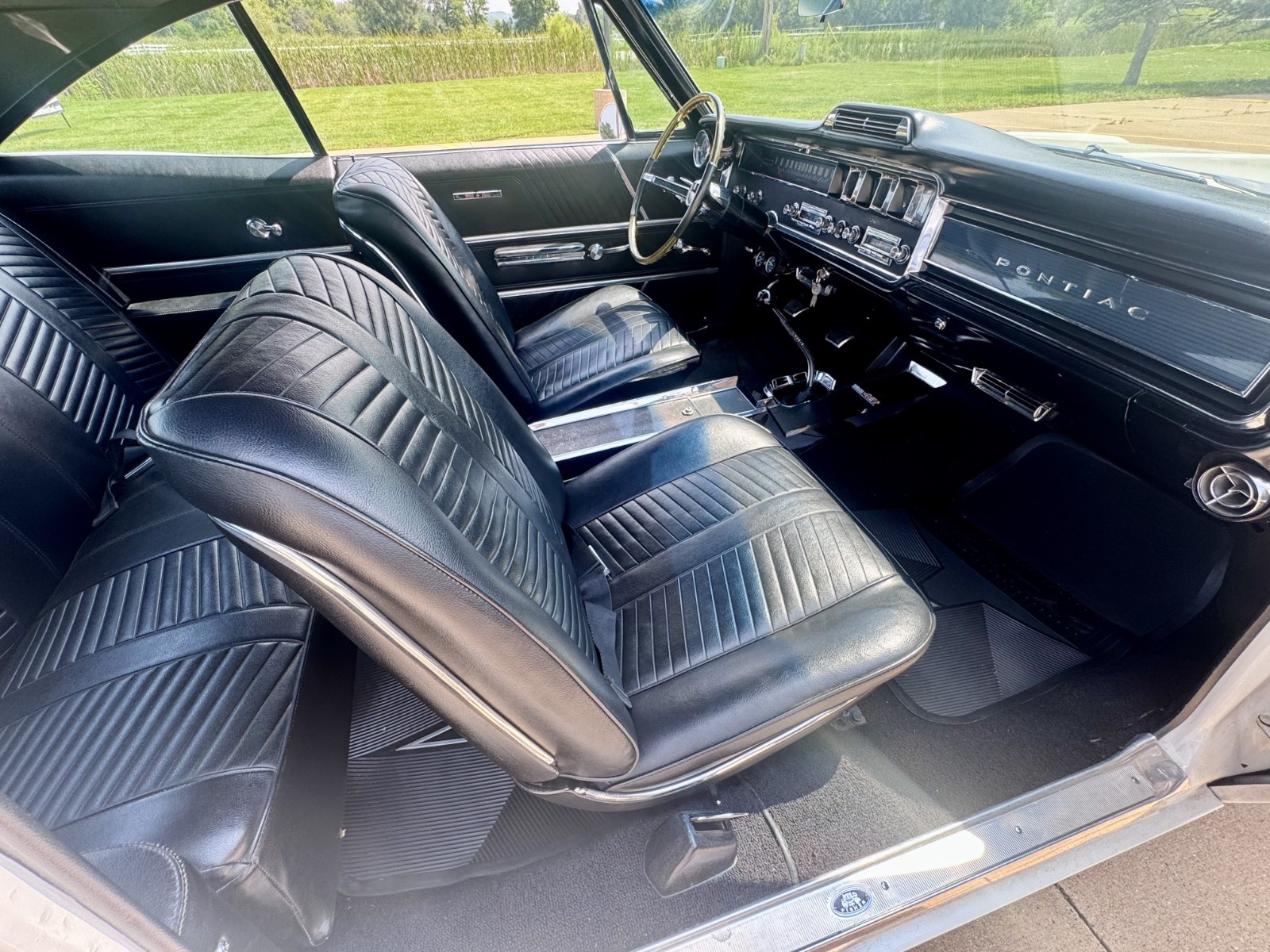 Pontiac-22-1966-17