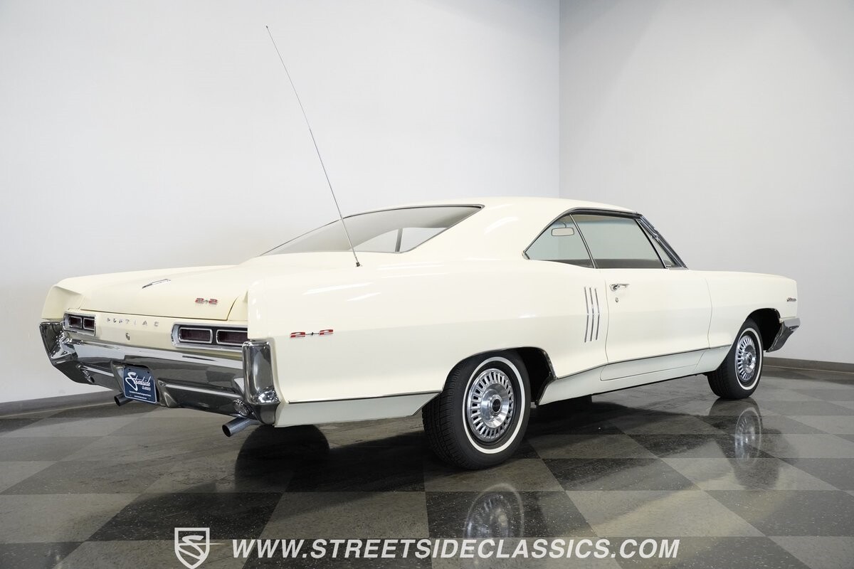 Pontiac-22-1966-Hardtop-14