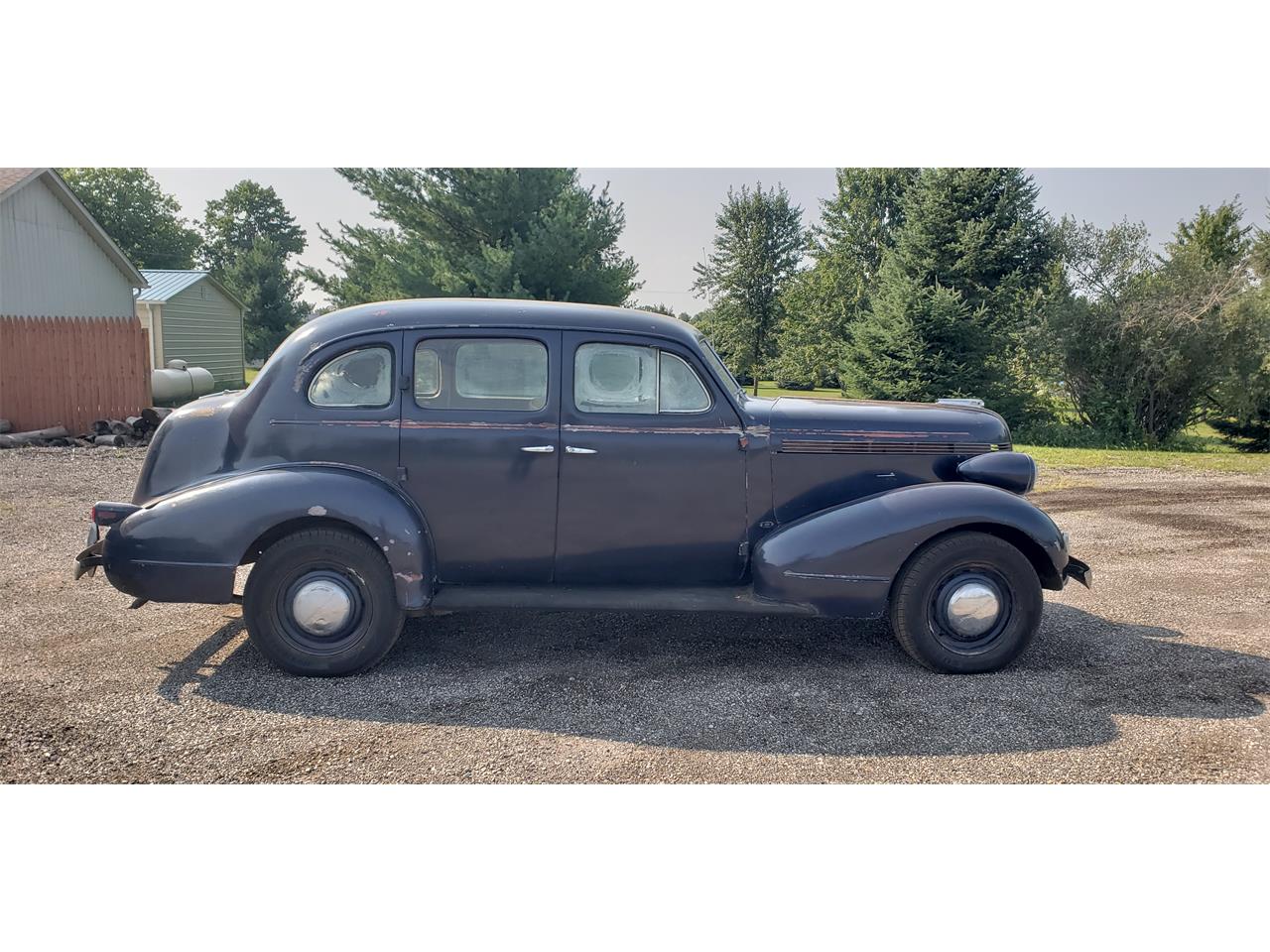 Pontiac-4-dr-sedan-1937-Blue-Tan-2