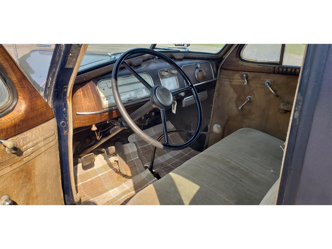 Pontiac-4-dr-sedan-1937-Blue-Tan-6