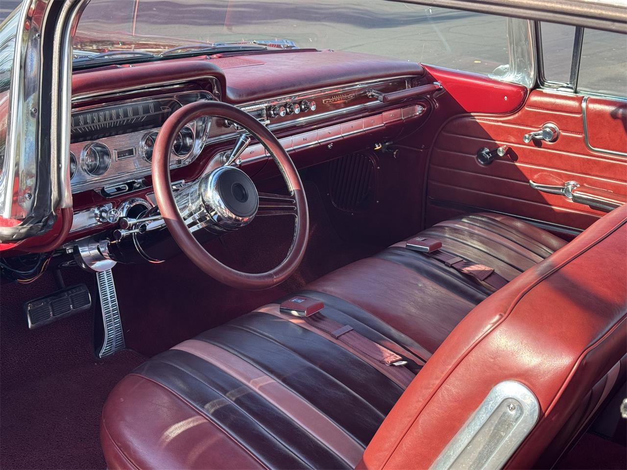 Pontiac-Bonneville-1960-Matador-Red-Burgundy-10