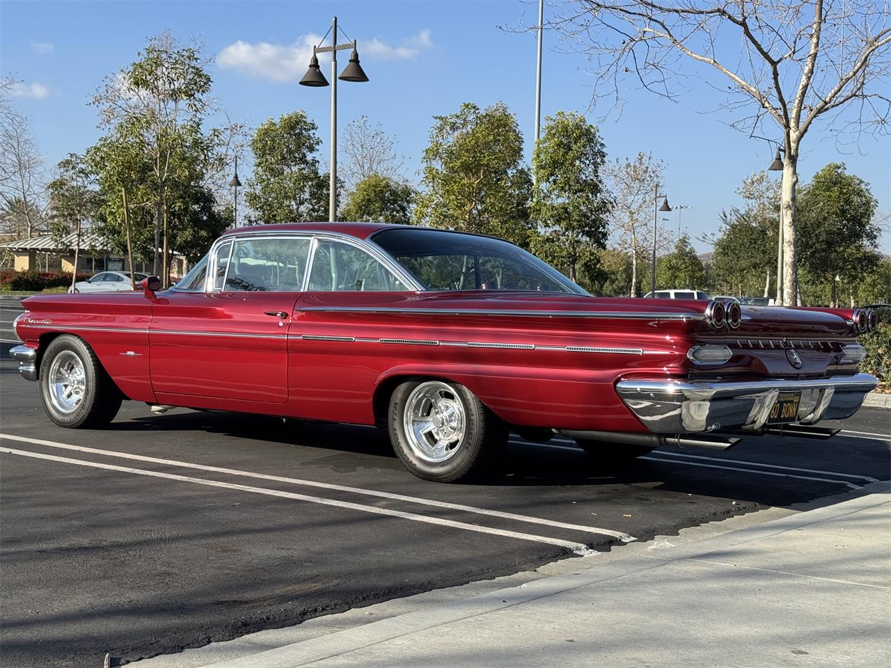 Pontiac-Bonneville-1960-Matador-Red-Burgundy-4