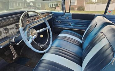 Pontiac-Bonneville-1960-White-Blue-1