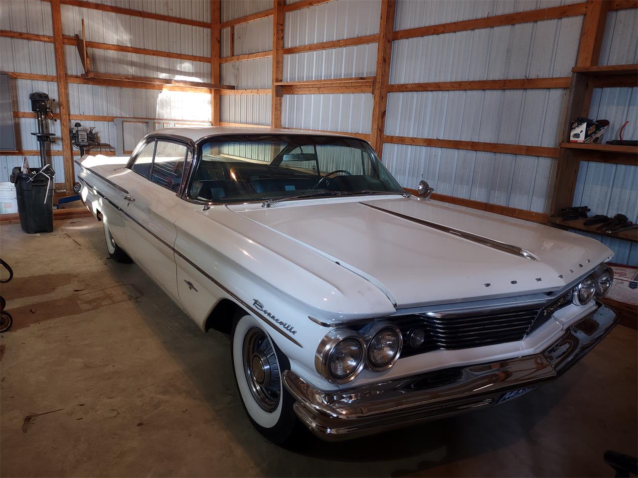 Pontiac-Bonneville-1960-White-Blue