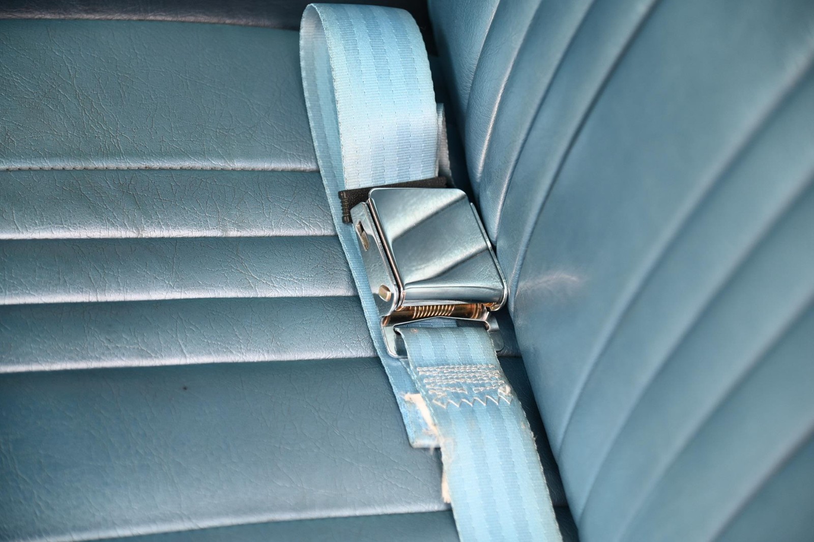 Pontiac-Bonneville-1963-18