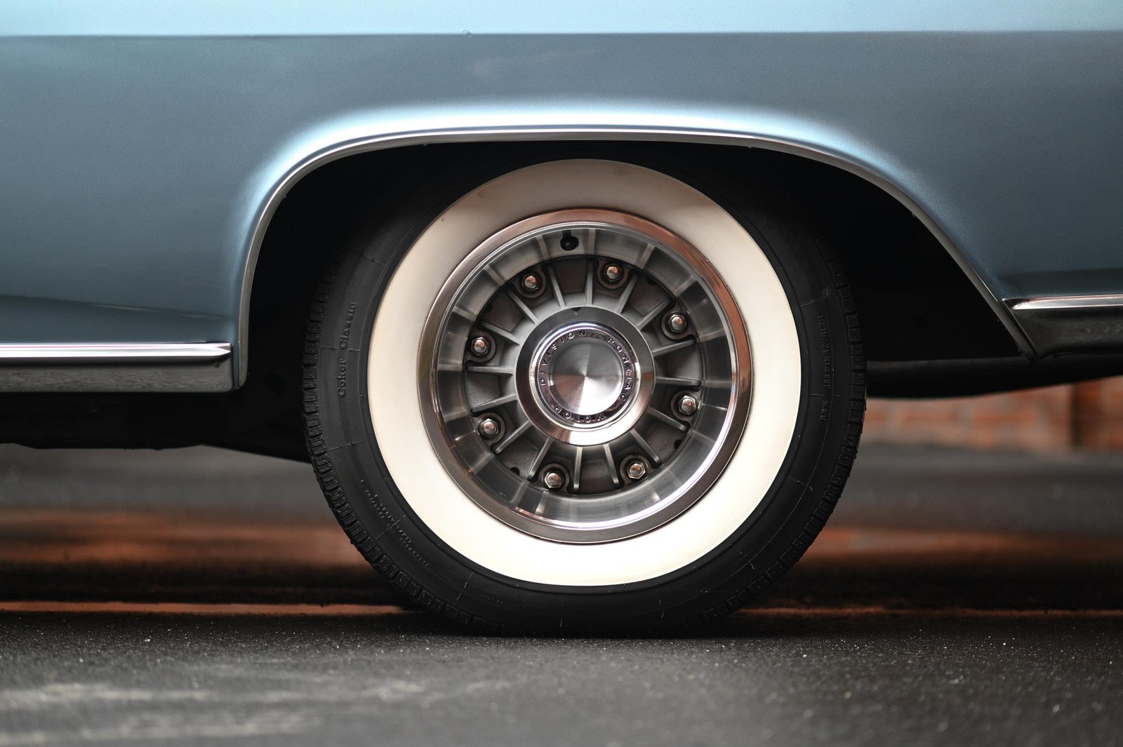 Pontiac-Bonneville-1963-22