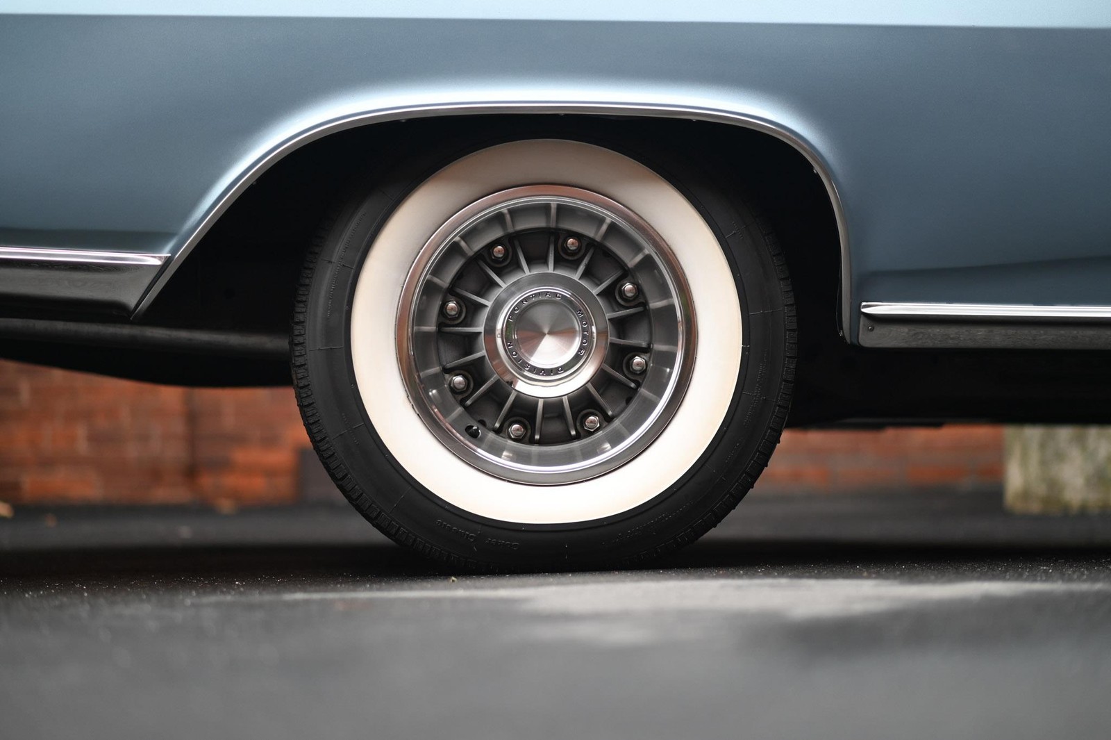 Pontiac-Bonneville-1963-24