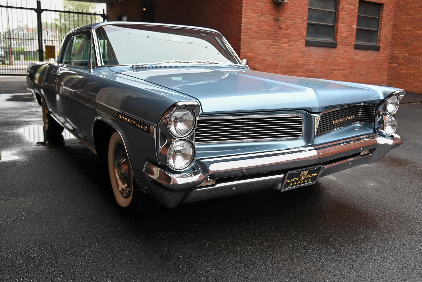 Pontiac-Bonneville-1963-3
