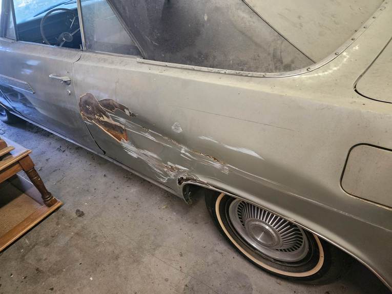 Pontiac-Bonneville-1963-Pewter-Black-10