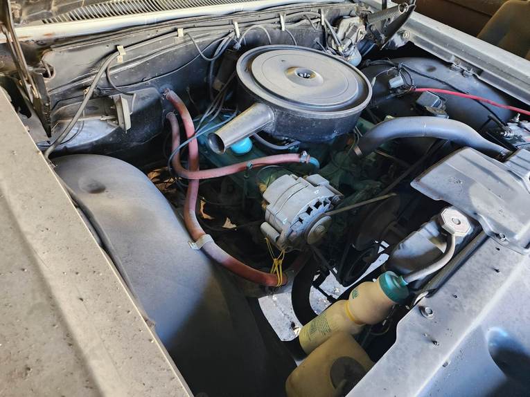 Pontiac-Bonneville-1963-Pewter-Black-28